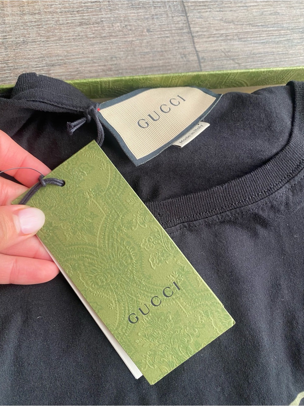 Gucci Black Crewneck Tee with Green and Red Stripe - Picture 4 of 4
